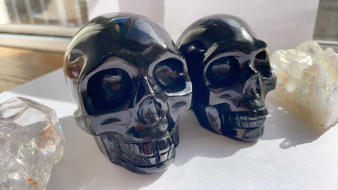 Black Obsidian Skull Carving
