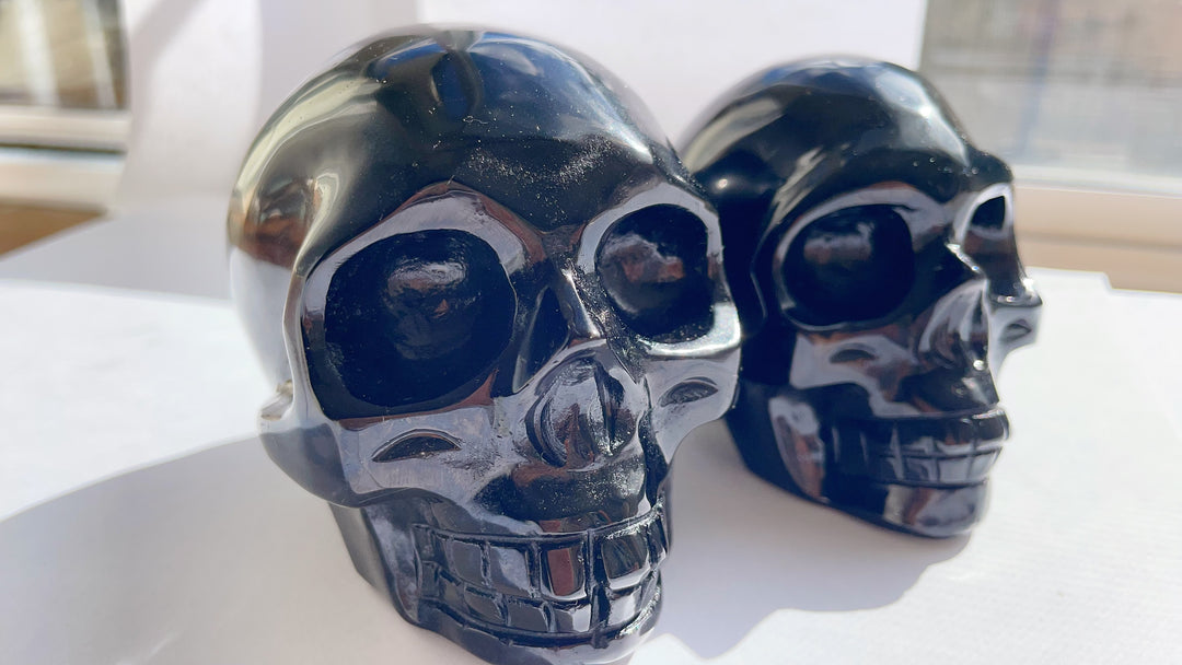Black Obsidian Skull Carving